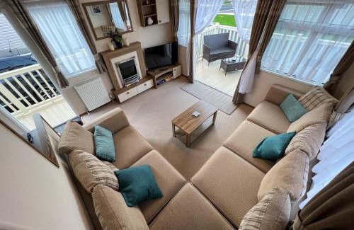 Selsey House | Althea, White Horse, Seal Bay Resort