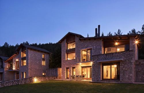 Amfikleia-Elateia Ski Chalet | Alti Parnassos Residences