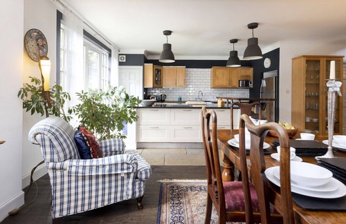 Drymen House | ALTIDO Magnificent house with Garden