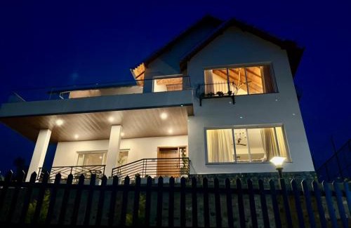 Majkhali House | Altitude 6000