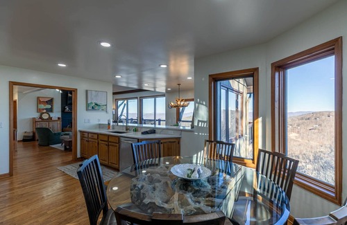 Beech Mountain House | Altitude Adjustment on Beech - Long range mtn and golf course views, hot tub!
