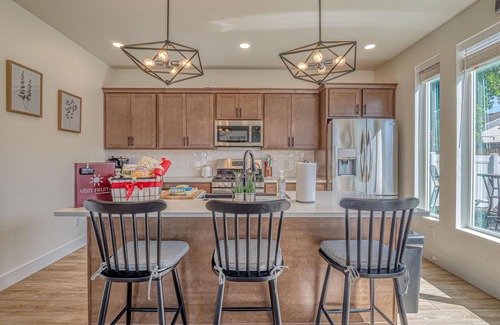 Grand Junction House | Altitude: Hammock Days, Fire Pit Nights