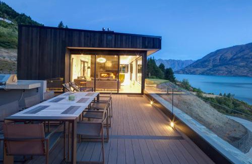 Queenstown Villa | Altitude Luxury by Sothebys Luxury Rental Homes