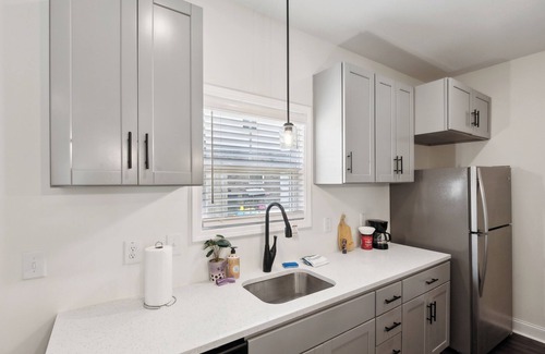 Clarksville Apartment | Alto B5 I Luxurious & Spacious I Free Parking