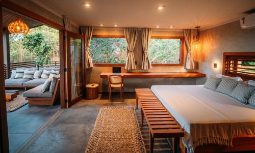 Atins Ski Chalet | Alto Can Atins