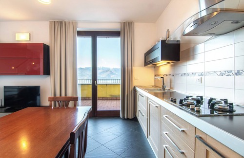 Perledo Apartment | Alto Perledo Panoramica, Perledo, Italy