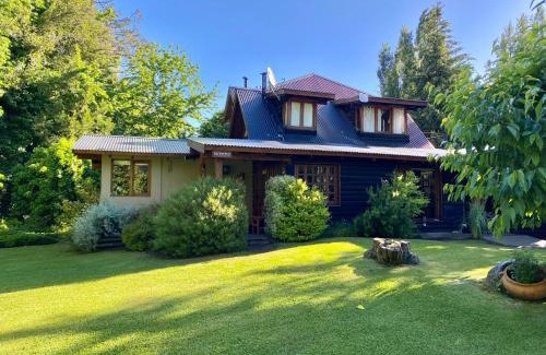 El Bolson Cabin | Altos del Sur Cabañas de Montaña
