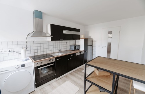 Lemgo Apartment | Altstadt Apartment in Lemgo, Private parking lot