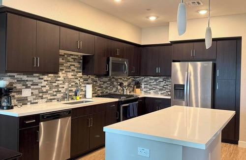 Carmel Valley Apartment | Altura Luxury Apartment offers a stunning 1 bed, 1 bath coastal retreat