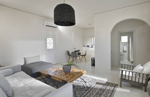 Exo Gonia House | Altura Villa by K&K