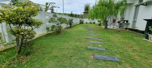 Bandar Sri Sendayan House | Aluha Homestay near Masjid Sendayan