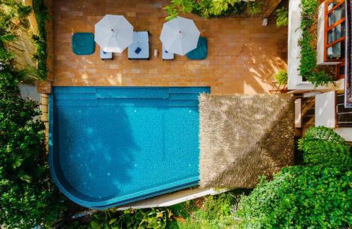 Kata Villa | Aluna Villa - Oceanfront 4 Bedroom Villa near Kata Beach, Phuket Thailand