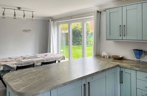 Gosport Cottage | Alverstoke Seaside Cottage