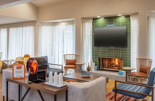 Foxboro Hotel | Always a Great Idea To Unwind! 3 Relaxing Units, Near Gillette Stadium