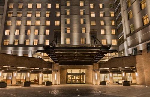 Berkeley Heights Hotel | Always a Great Idea To Unwind! 2 Relaxing Units, Onsite Pool, Pets Allowed!