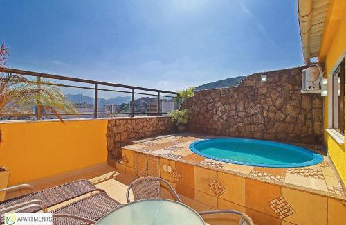 Copacabana Apartment | Amável cobertura duplex com piscina particular