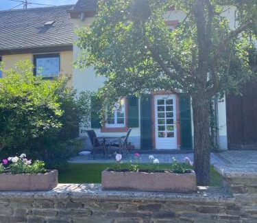 Burgen Apartment | Am alten Winzerhof