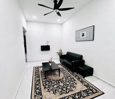 Kijal House | AM Homestay Kijal