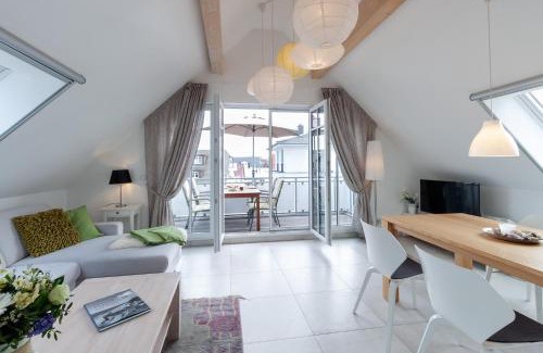 Zingst Apartment | Am Horizont No 2 für 2-4 Pers, 2 Schlafz, Babybett, Südbalkon, kostenloser Parkplatz 400 Meter zum Strand