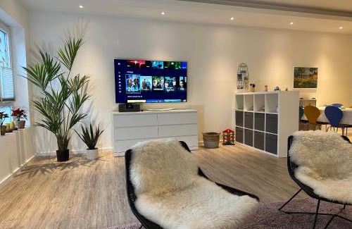 Flensburg Apartment | Am kleinen Mühlenteich - Zentrale ruhige Lage mit Parkplatz und Fahrrädern