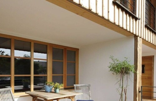 Traunreut House | "Am Weiher" Comfortable holiday residence