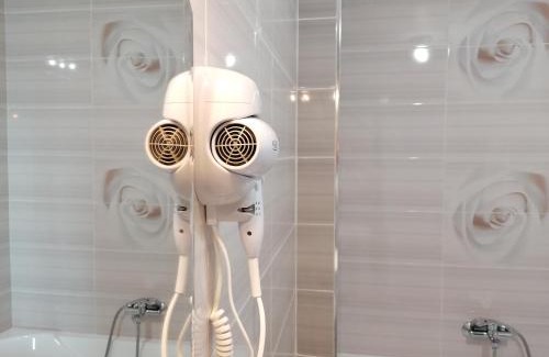 Tractorul Apartment | AMA Apartament cu terasă 50 mp & parcare gratuită