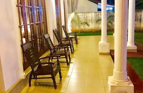 Negombo Villa | AMA VILLA NEGOMBO WITH PRIVATE GARDEN