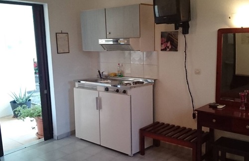 Rapaniana Apartment | Amaazing apartment in Rapaniana with shared pool