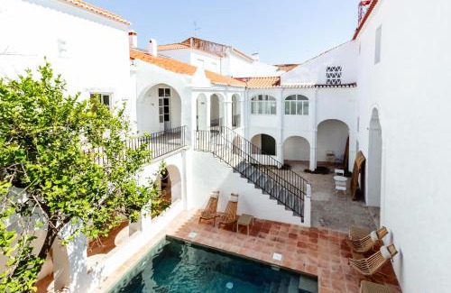Moura Bed & Breakfast | Amada Moura
