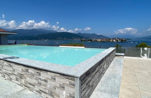 Carciano Apartment | Amadeus apartment with lake view in Baveno