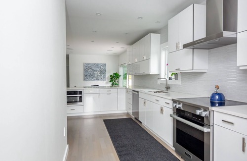 Amagansett North House | Amagansett Gated and Private Modern Ranch