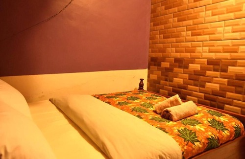 Musanze Bed & Breakfast | Amahoro Guest House - Single Room with Shower