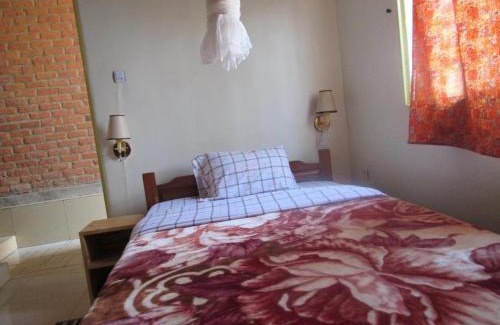 Southern Province Bed & Breakfast | Amahumbezi stay as your Home