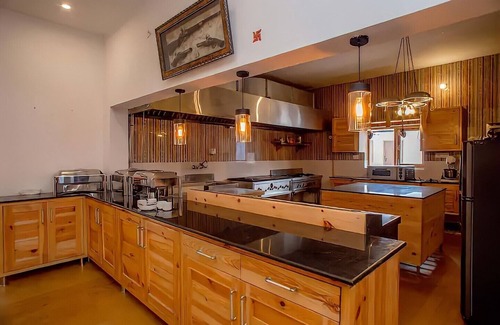 Tehri Range Villa | aMALA Villa - Six Bedroom Luxurious Villa with Himalayan View