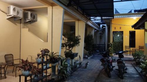 Kalipuro House | Amalia Guest House Banyuwangi