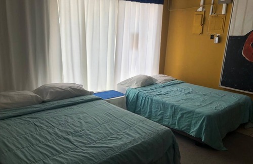 La Cruz Hotel | Amalia Inn
