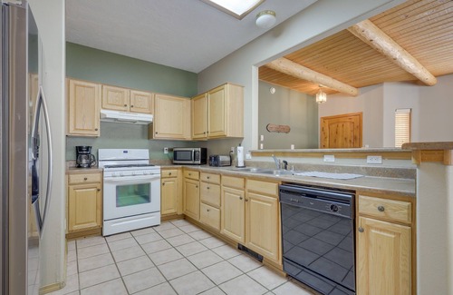 Amalia Cabin | Amalia Mountain Getaway w/Deck, Fireplace!