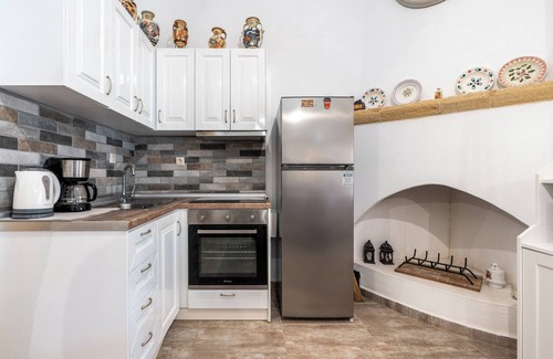 Paradisi House | Amalia's Traditional Home In Paradisi