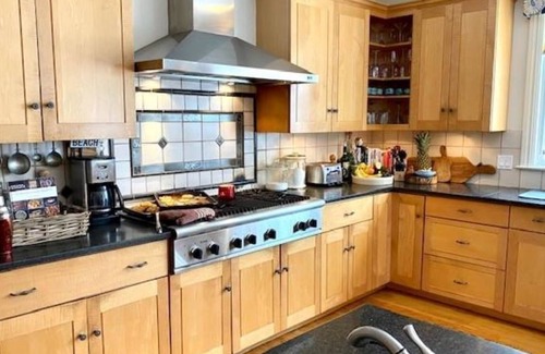 Weston House | AMAMZING FAMILY FUN FILLED RETREAT