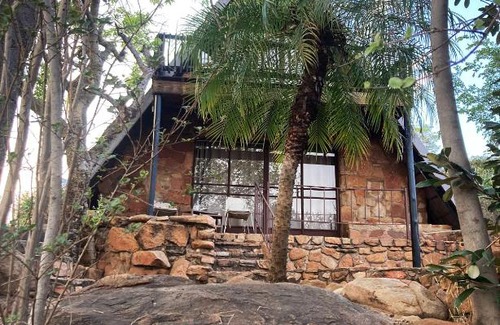 Buffelspoort Cabin | Amani Bush Escape
