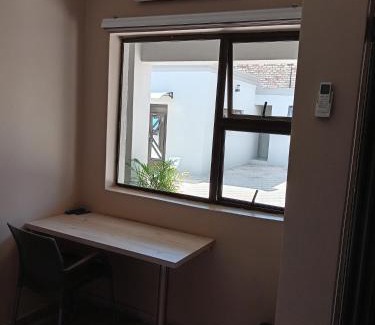 Klerksdorp House | AMANI PALMS GUEST HOUSE