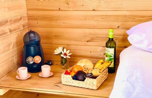 Buzanada Apartment | Amani Suite con Jacuzzi Climatizado y Piscina