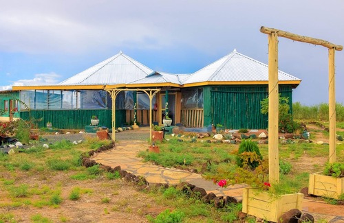 Amboseli Cabin | Amanya 2 rooms Girraffe Family Tent