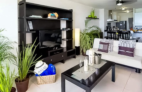 Jimenez Apartment | AMARA Beachfront Apartments by The Sea