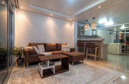 La Fortuna Villa | Amara House Arenal/Central location/Fully Equipped