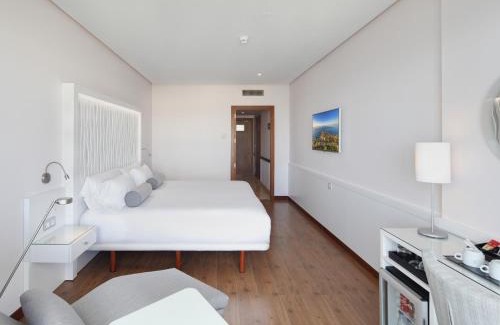 Marbella City Centre Hotel | Amàre Beach Hotel Marbella - Adults Only Recommended