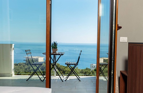 Palase Hotel | Amare Hotel