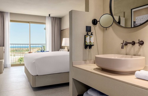 Santiago do Cacem Hotel | Amarello Hotel Praia Santo Andre, Tapestry Collection Hilton