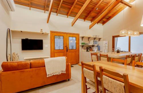 Bonito House | Amarelo Casa em Bonito