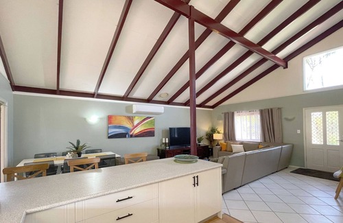 Elimbah House | Amaroo - "beautiful Place"